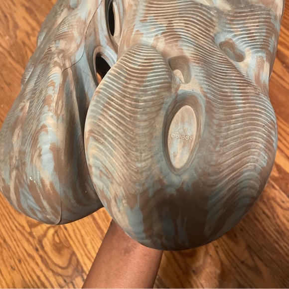 YEZZY FOAM runnerz - Picture 2 of 3